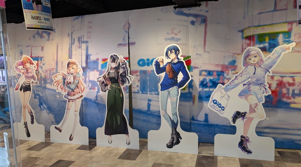 ReGLOSS コラボ私服イラストパネル 【GiGO秋葉原5号館】