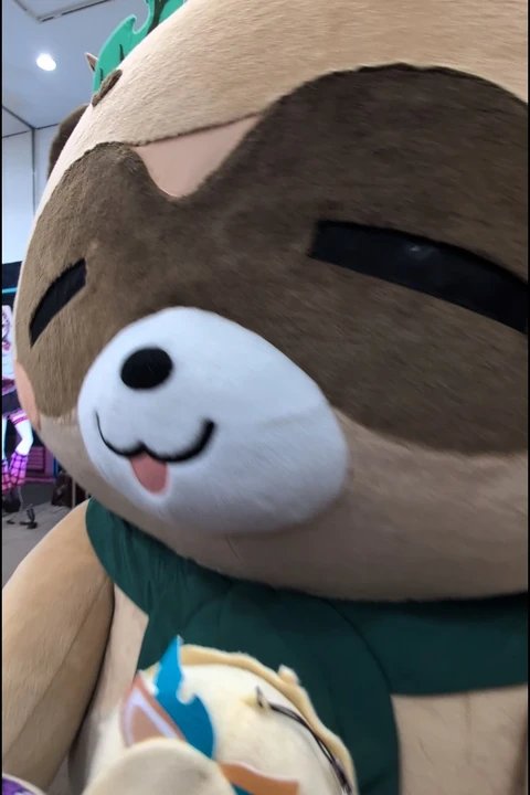 眼の前に来てくれた ぽこべぇ
-ホロライブEXPO後夜祭2025 着ぐるみグリーティング-