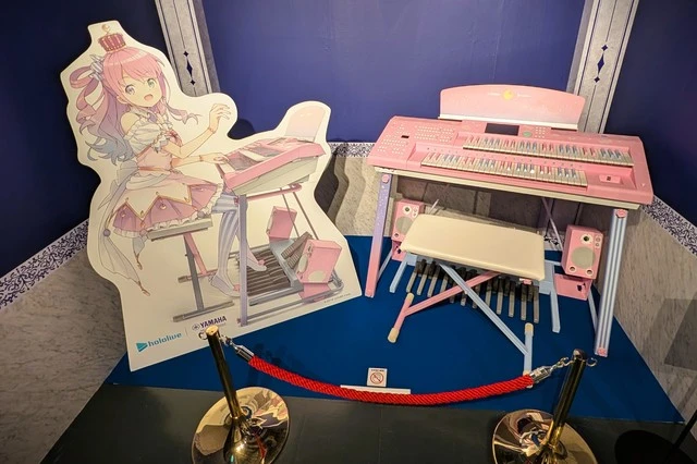 姫森ルーナとヤマハコラボ エレクトーン展示
- hololive‐探偵と怪盗、美術館に仕掛けられた謎 -
