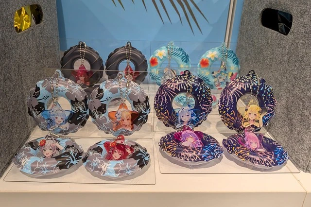 浮き輪キーホルダーサンプル展示
-ホロナツパラダイス POP UP SHOP-
