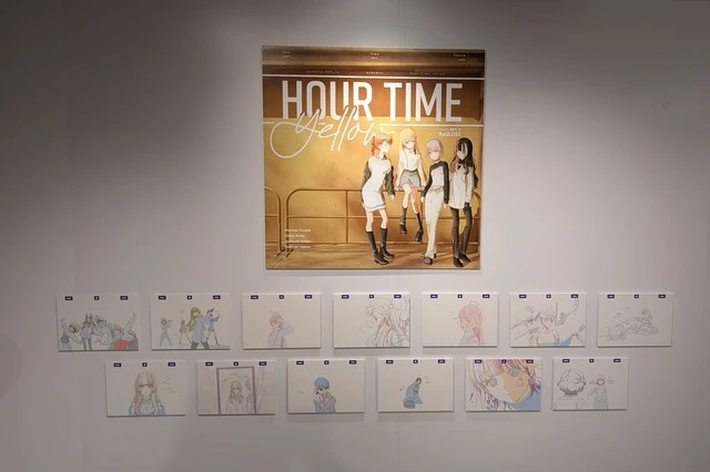 ReGLOSS楽曲『アワータイムイエロー』MVで使用された制作絵コンテの展示。シーン構成や演出の流れが一望できる貴重な資料。
