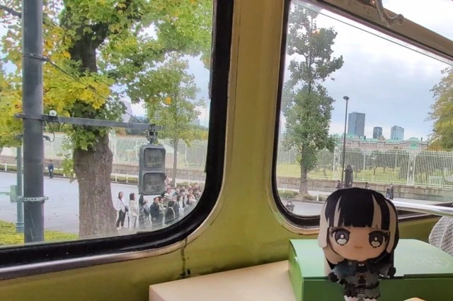 綾鷹『ヒトクチヒトイキ旅』バスツアーの車窓から 迎賓館赤坂離宮