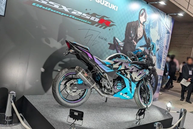 hololive SUPER EXPO2026 スズキのブース 輪堂 千速とコラボバイクを展示