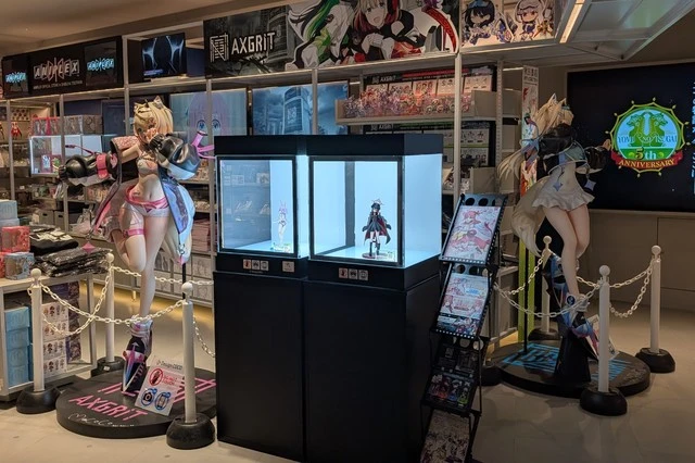 SHIBUYA TSUTAYA IP書店
渋谷乃番犬シスターズとして渋谷の玄関にいるフワモコちゃん