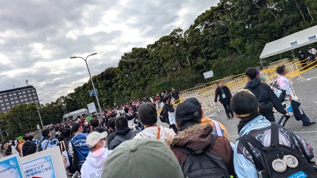 hololive SUPER EXPO2026 1日目 モニタリングチケット最後尾到着
この時点でマリン船長は配布終了