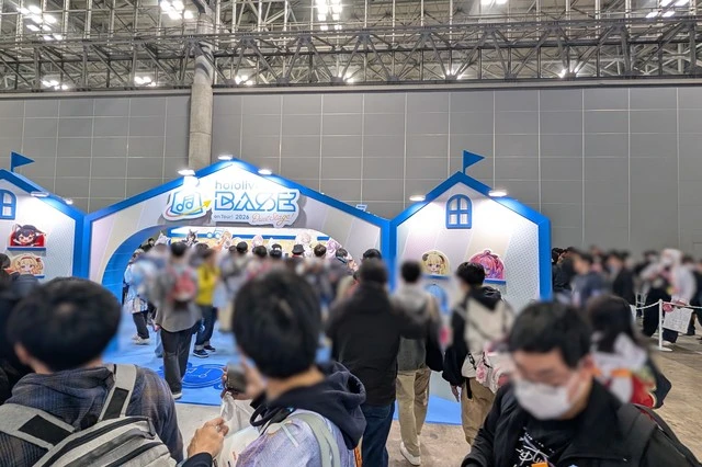 hololive SUPER EXPO2026 アベマTVのブースの混雑状況