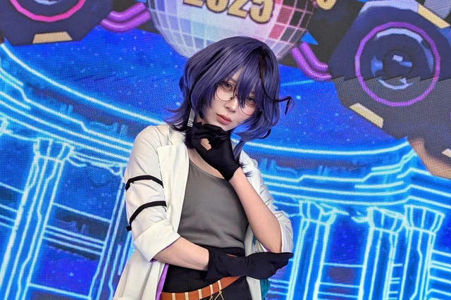 VTUBER EXPO 2026
雪村ユノさんによるアイデス様のコスプレ